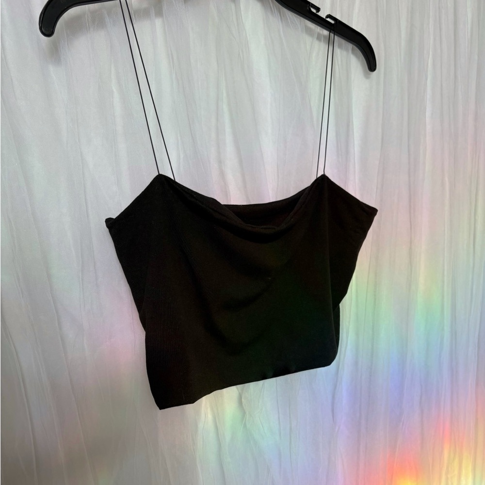 SHEIN Black Sleeveless Crop Camisole with Spaghetti Straps